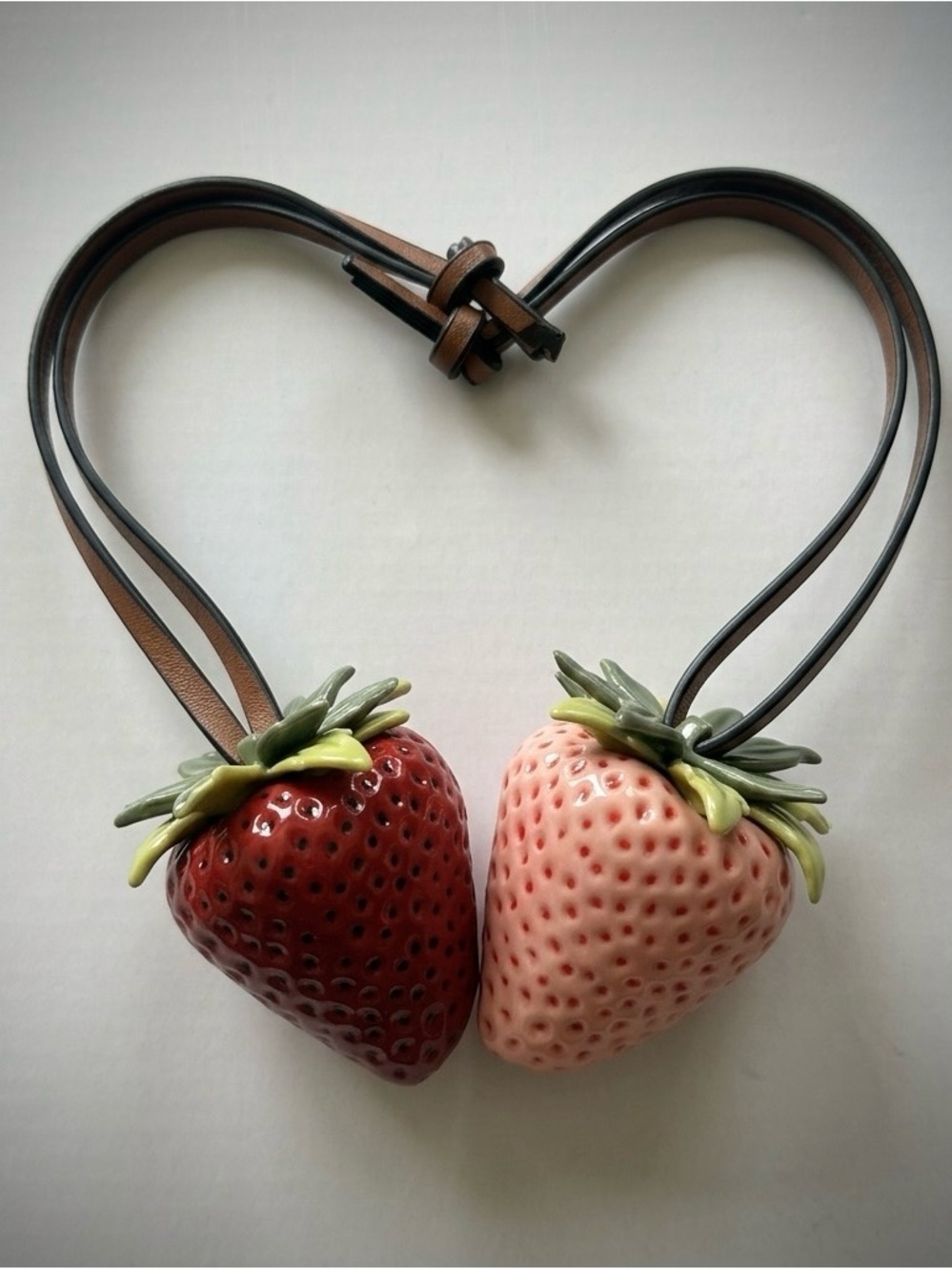 Luxe Strawberry Bag Charm NWOT - Picture 2 of 3